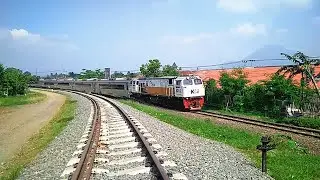 Kereta Api Disana Rel Disini Ngabuburit Sambil Hunting KA