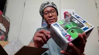 Did I get a $300 funko pop from a $50 dollar ToyUSA mystery box?