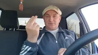 Погрузка и выгрузка газоблоков и кирпичей на стройку.