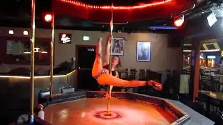 Hot Stripper Amazing Pole Dancing