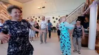Лидер сезона по популярности. Цыганочка Аза.