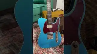 Kauffmann '63 T in Ocean Turquoise through a Fender Blues Junior.