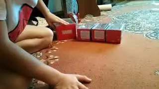 Делаем распаковку фигурок Марвел