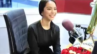SWEET Jep Sepahtu dan Sari Yanti berbalas pantun