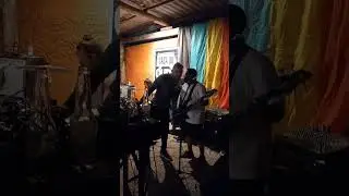 índio e a tribo do reggae