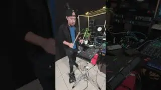 El Hombre Lobo -  Mr Chivo  Tocando Con Roland  SPDSXPRO