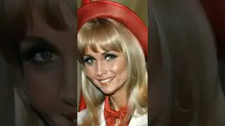 IA Olivia Newton-John, A Little More Love #shorts #divas#música #ias #lembrancas #cosplay