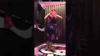 Nonoton tante lagi pamer susu