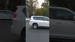 плохие дороги делает это человек
