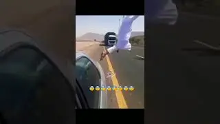 This man is playing with his life😱 #memes #funny #crash