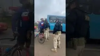 Quem esta errado o CICLISTA OU PRF #caminhoneiro #viral #fy
