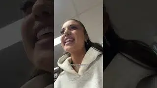 She listens to my music!! 😭💖