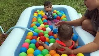 Mandi Bola Shanti dan Shindi - Unboxing Kolam Renang Balita Lucu- Kids Playing Balls Swimming Pool