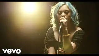 Hey Violet - Close My Eyes (Live From Capitol Studios)