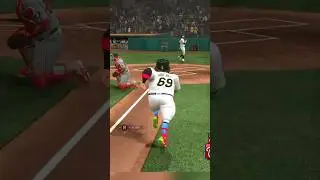 INSIDE THE PARK SWAMP DONKEY⚡️ #mlbb #baseball #homerun #gaming