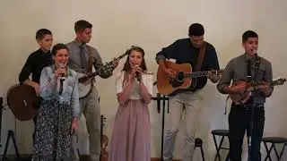 Bontrager Family Singers (Salt and Light) 07-20-19