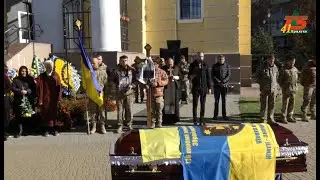 Прилуцька громада попрощалась з сержантом Олександром Рогальовим