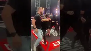 Драка Барса и Анубиса. Микрофоном в лоб попал🤣