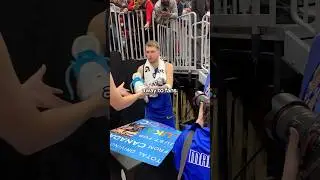 Why Players Don't Giveaway Things To Fans