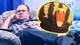 ANGRY DAD FORCED TO MAKE TURKEY COOKIES!