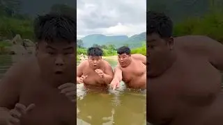 Funny Crab Catch 🦀😂