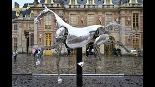 Le Cheval d'argent des JO Paris 2024 au château de Versailles 4K - Région Île de France - France
