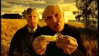 2004 Nutri Grain Chewy Bar Object Of Advert