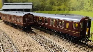 Bachmann 32-645 London Transport 4TC and 39-785Z Inspection Saloon OO gauge review