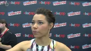 Black Sails Jessica Parker Kennedy Talks Lesbian Sex Scenes