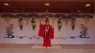 Traditional Dance Performance in Okinawa - (1/4)