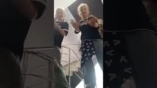 Смотреть до конца ! Милана и Софа !