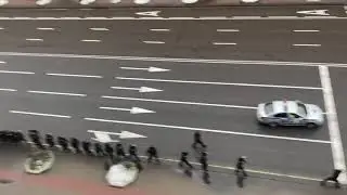 Марш мудрости в Минске продолжается, несмотря на все тщетные старания полиции