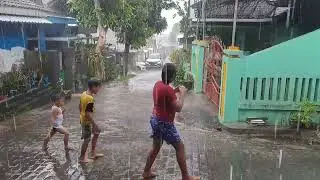 Suara Hujan Merdu  Cocok untuk Obat Penenang Tidur, Heavy Rain in Indonesia