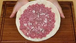 ¡Añade la carne picada a las tortillas, el resultado te sorprenderá!