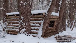 Building a Warm Winter Shelter for Survival in the Wild Woods. Winter Bushcraft. ASMR