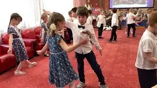 Танец 