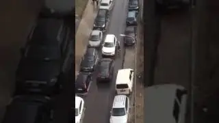 Баба за рулём