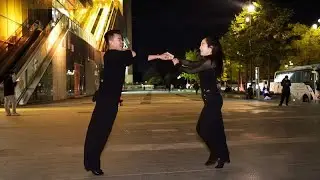 小涛烟火表演吉特巴《等你等了那么久》歌醉人，舞优美