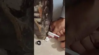Agar paste khatam ho jaye tu aese nikalo 