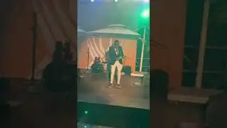 Roc Star_Só nós 2 show no restaurante loocal