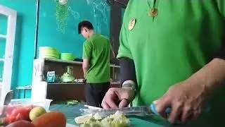 Aktipitas pagi di dapur sop iga rg kulinet//sridasriah77