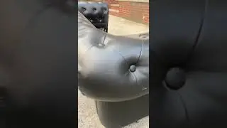 SOFÁ PRONTO PARA SER USADO NO LIXO