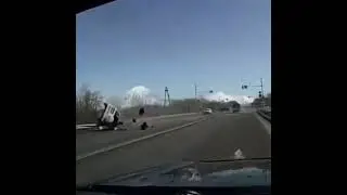 Выпал из автомобиля