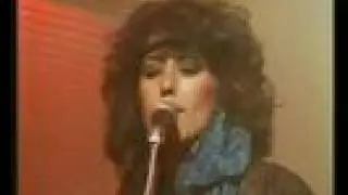 Rhiannon Tomos a "BANDIT" Mae  Dyddiau gwell yn dod 1986