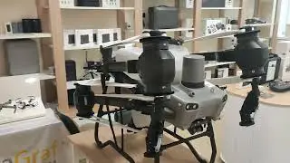 DJI Agras T50 - агродрон для опрыскивания растений, разбрасывания сухих смесей и семян