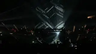 Twenty One Pilots - Neon Gravestones (Live)