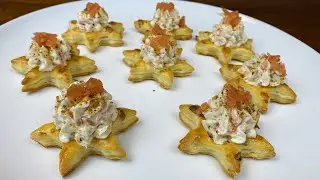 Fiocchi di neve di PASTA SFOGLIA con salmone affumicato, pistacchio e formaggio spalmabile |Natale23