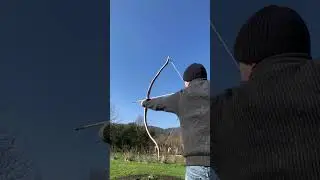 Shooting a MINIMALIST Recurve Bow
