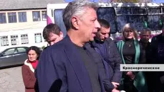 Народные депутаты побывали в поселке Краснореченское