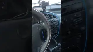 Неоновая подсветка в салоне Chevrolet.